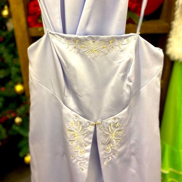 Dresses & Skirts - Alexia designs ladies 12 lavender purple dress with straps and scarf